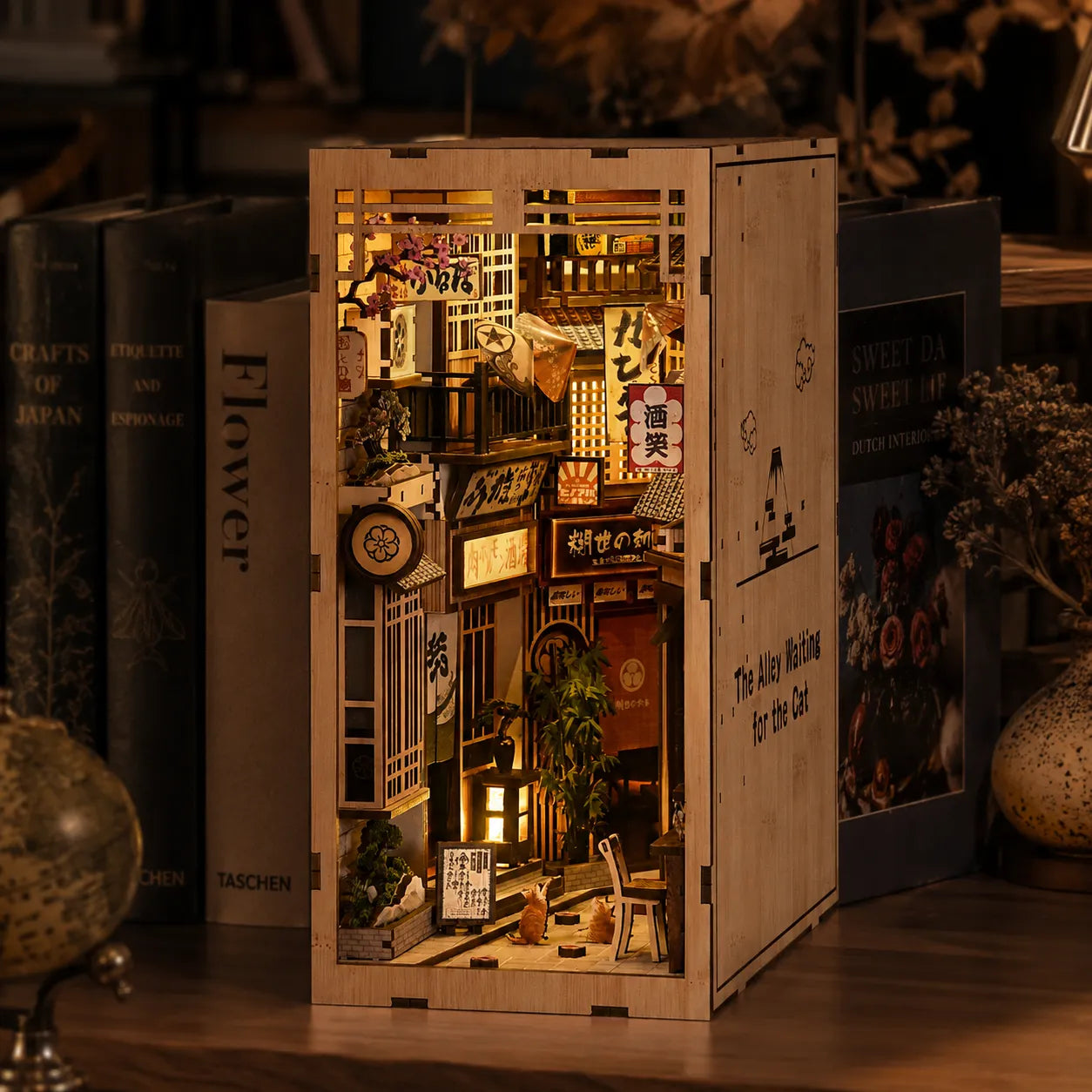 Katzengasse Book Nook kit